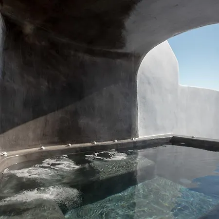 Amorous Villa-by Senses Collection Willa